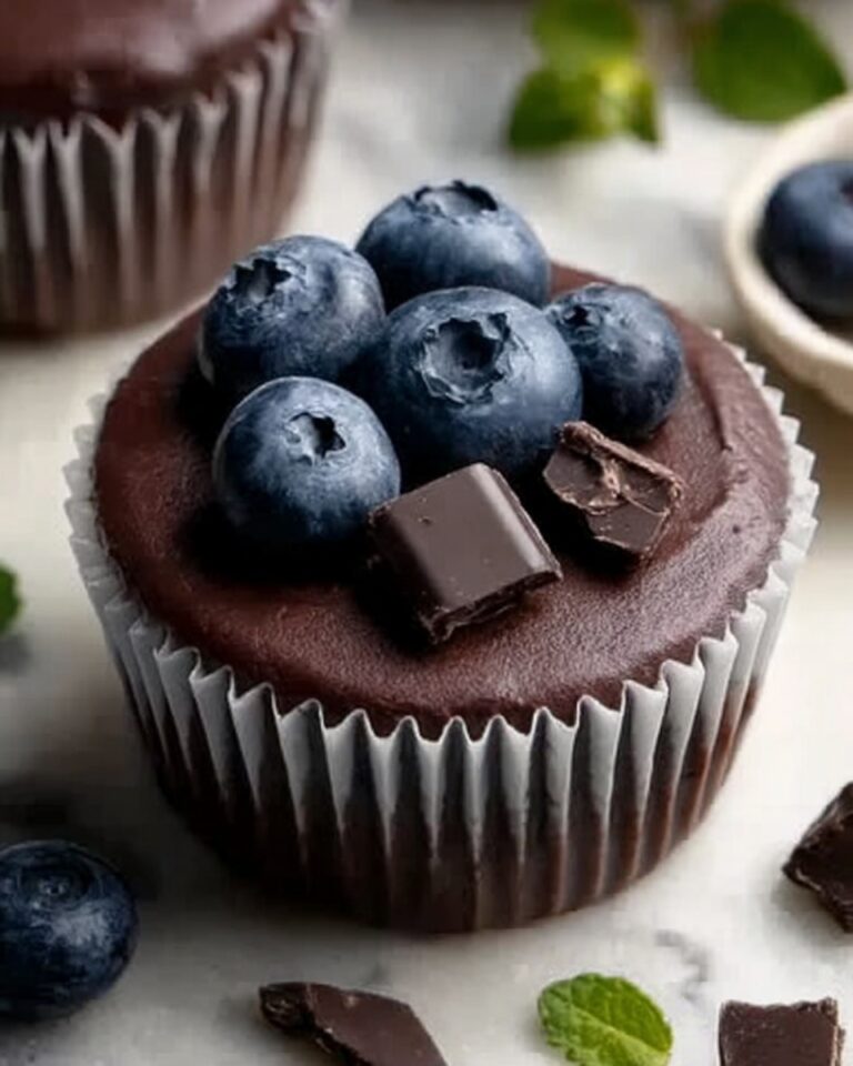 Dark Chocolate & Blueberry Frozen Yogurt Bites Recipe